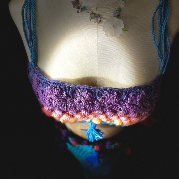 CROCHETED BIKINI WITH TASSELS - Picture 9 of 13